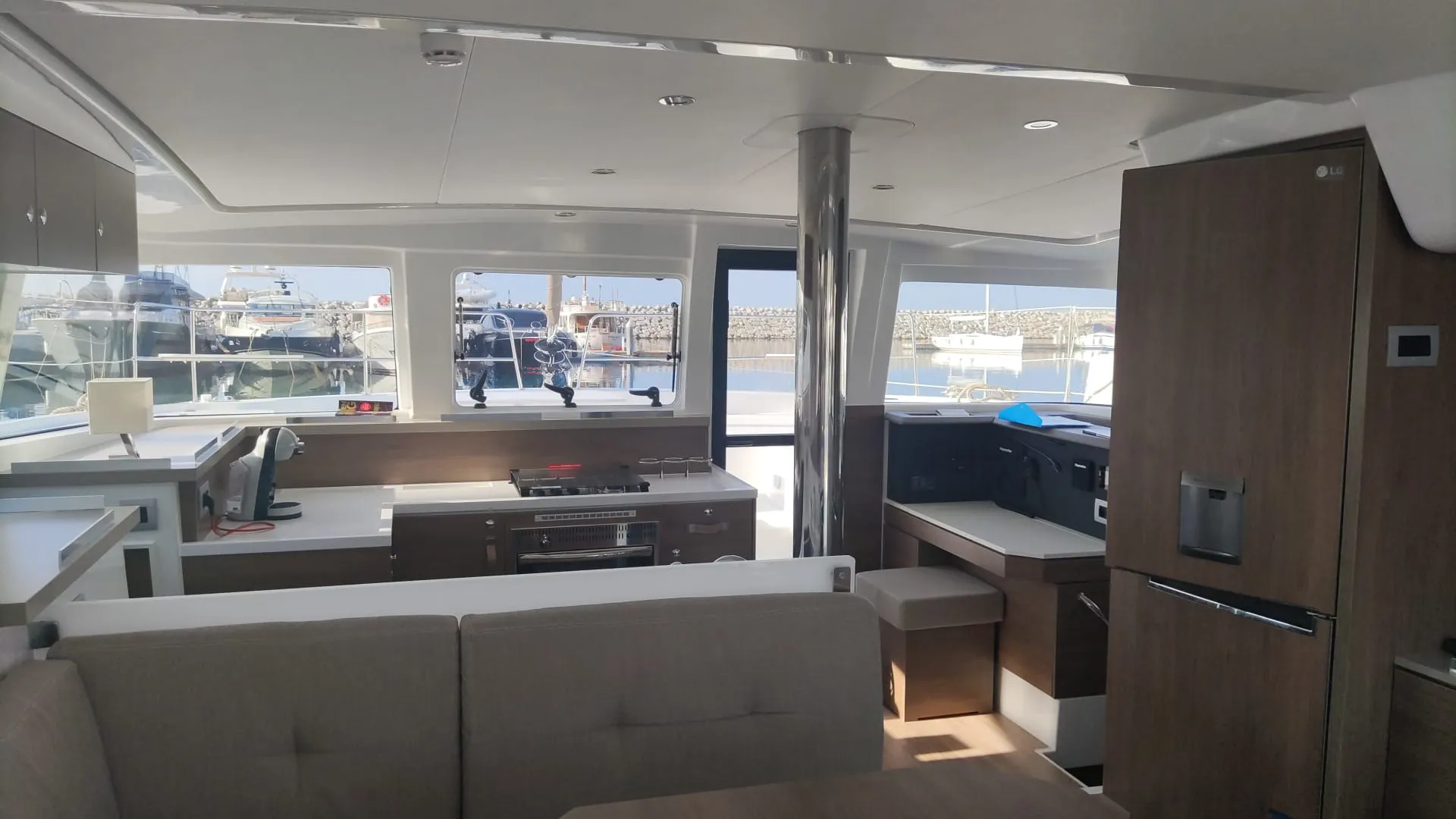 Image slide 177950