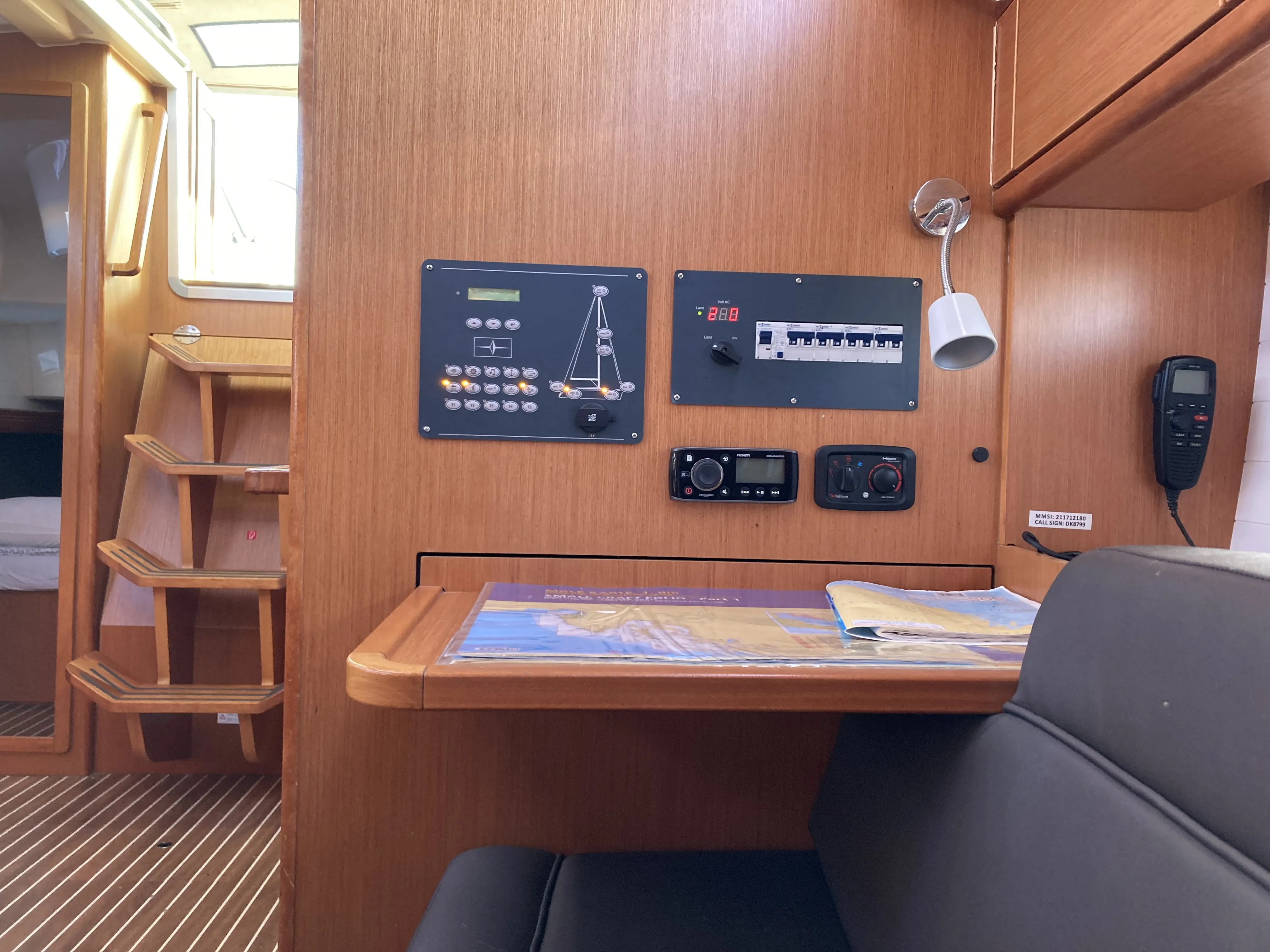 Image slide 179024