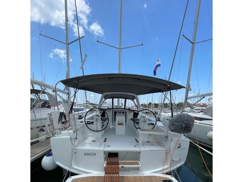 Oceanis 38.1 Cocco boat image