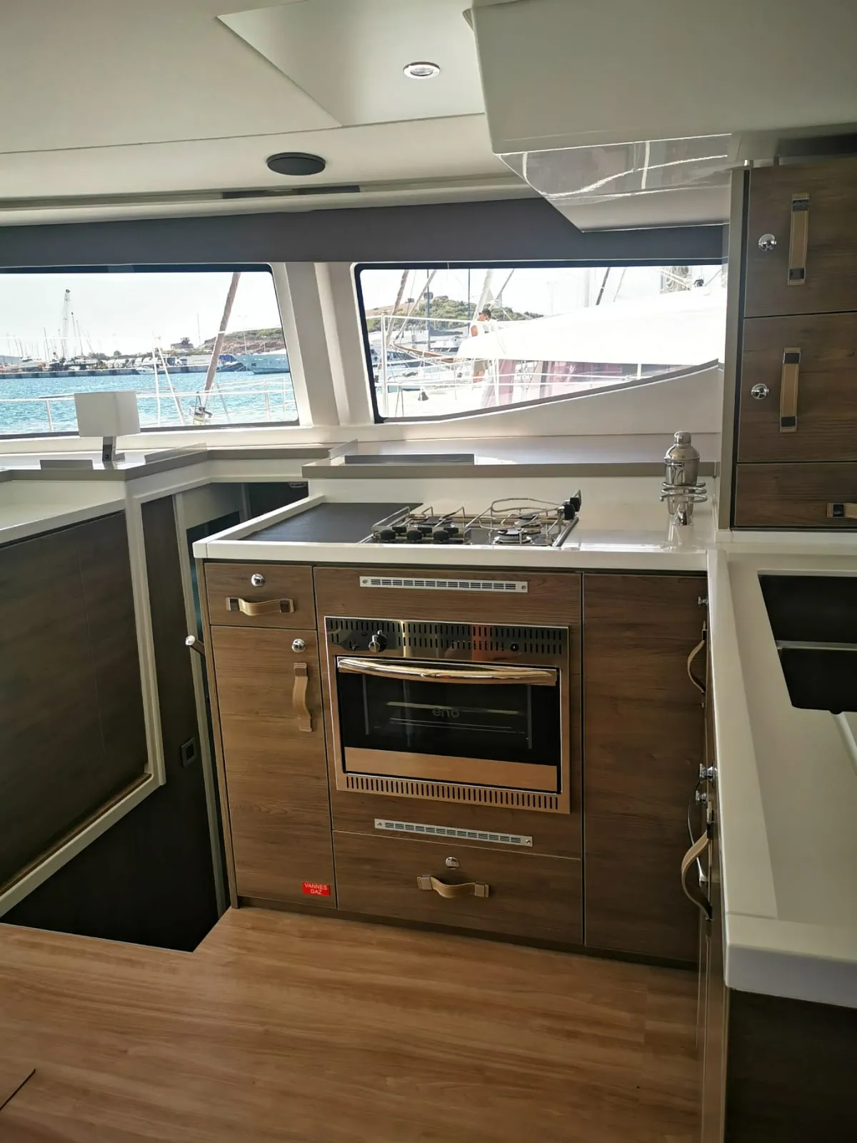 Image slide 179537
