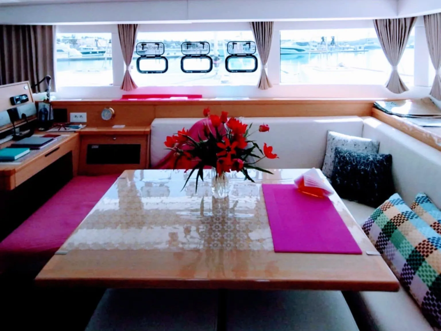 Image slide 179857