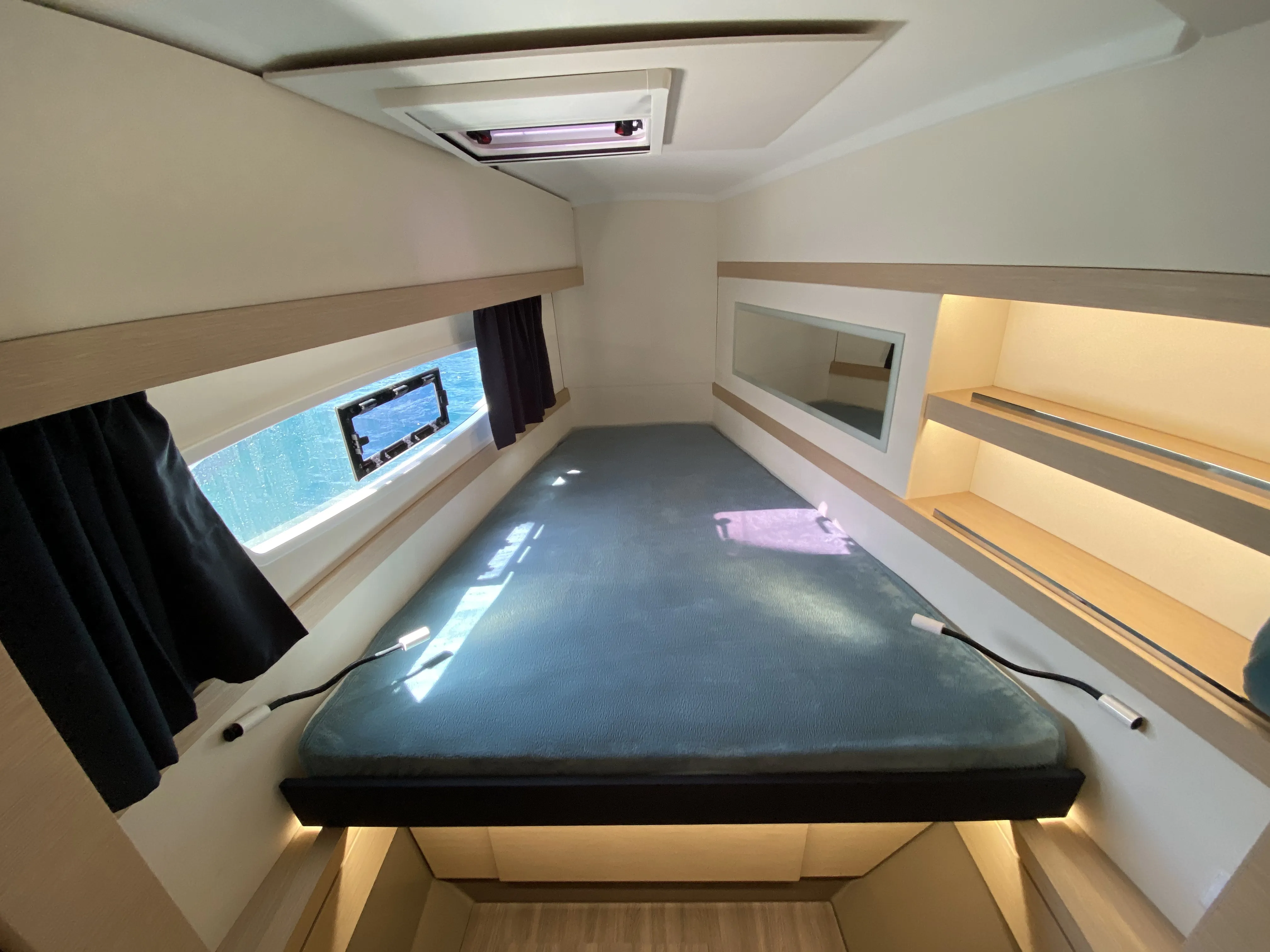 Image slide 179939