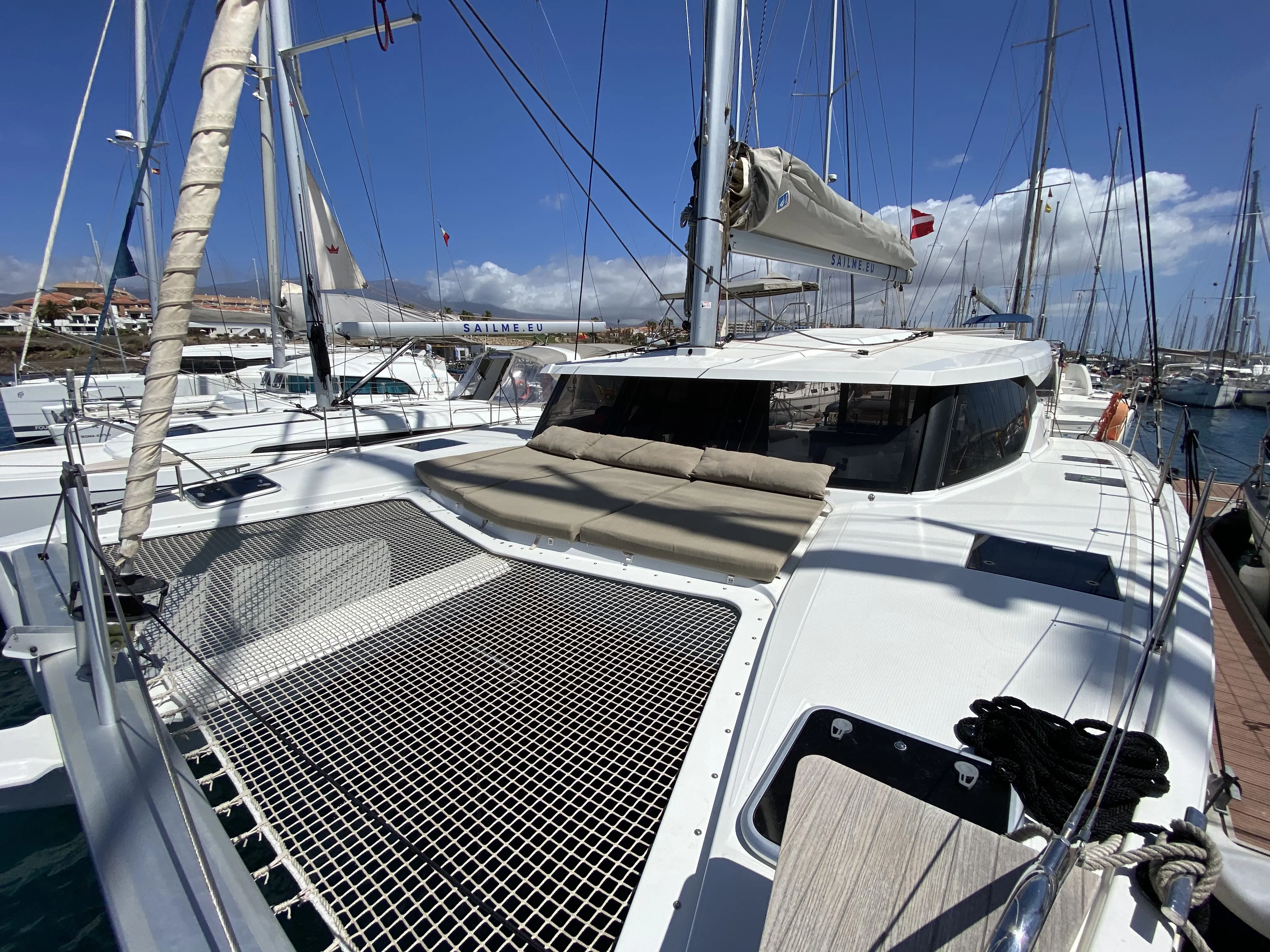 Image slide 179940