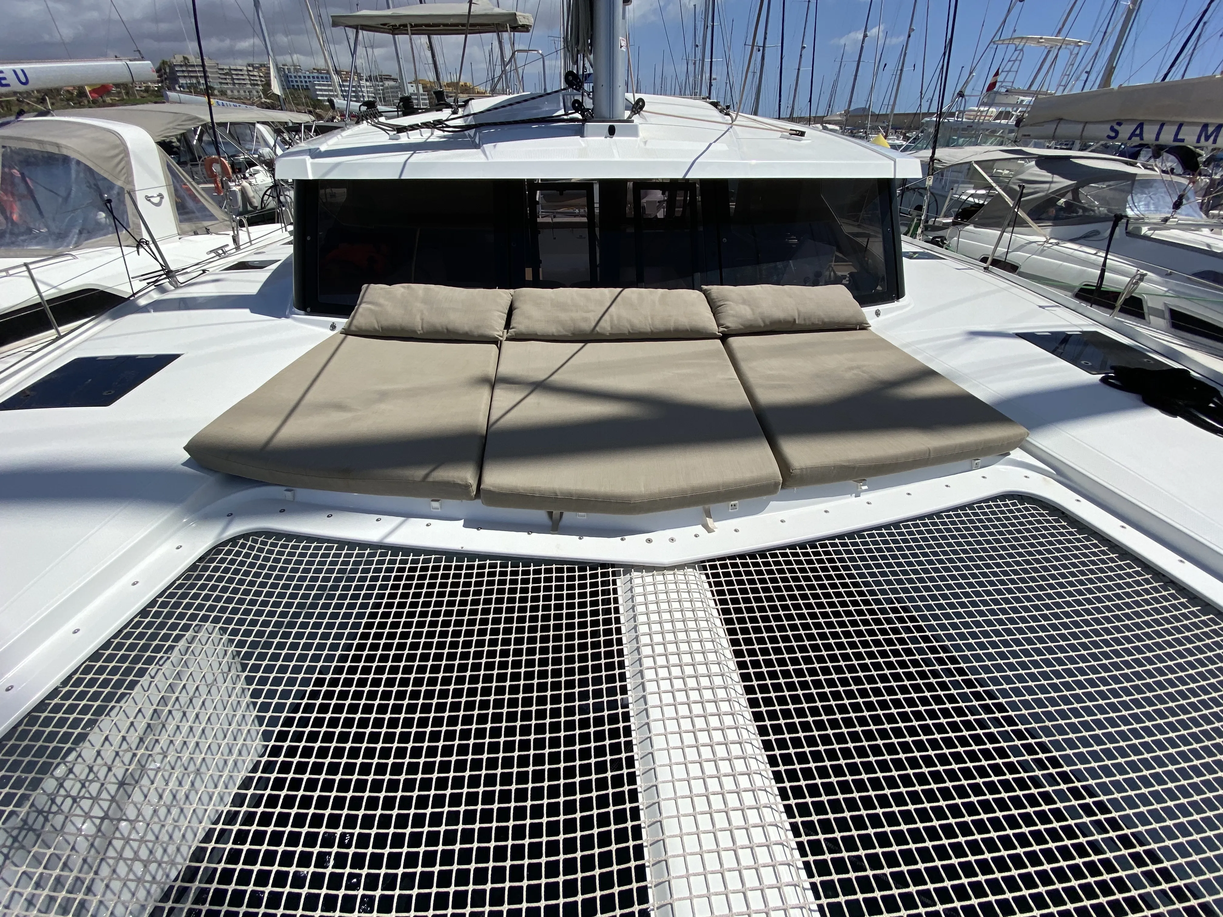 Image slide 179943