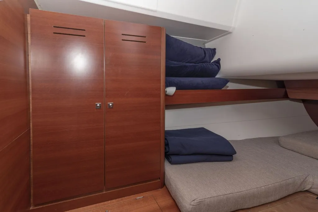 Image slide 180052