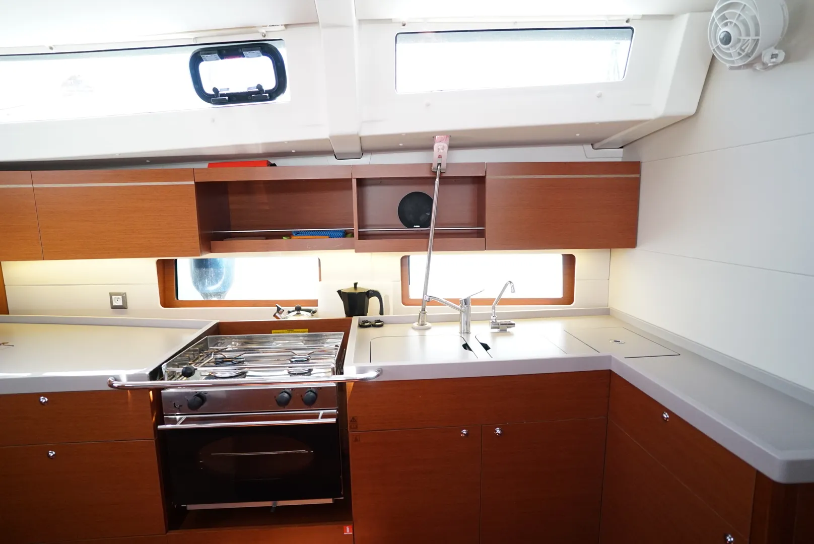 Image slide 180247