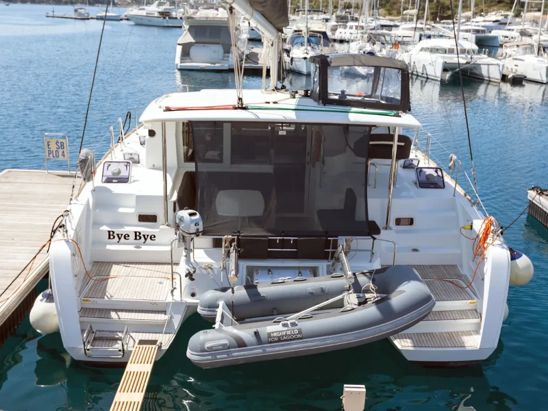 Lagoon 40 BYE BYE 2020 (air condition, generator) boat image