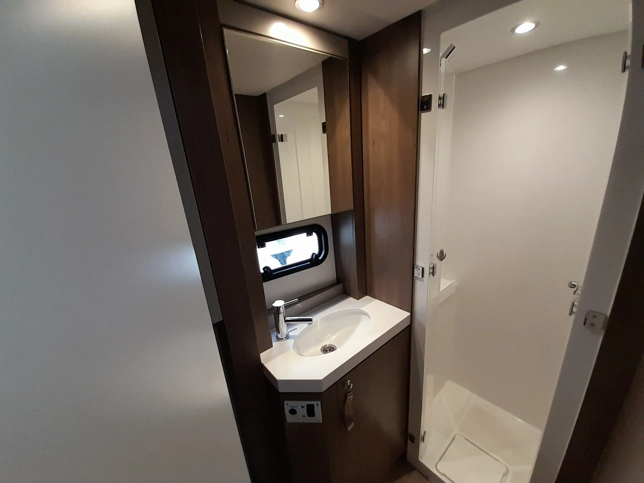 Image slide 180886