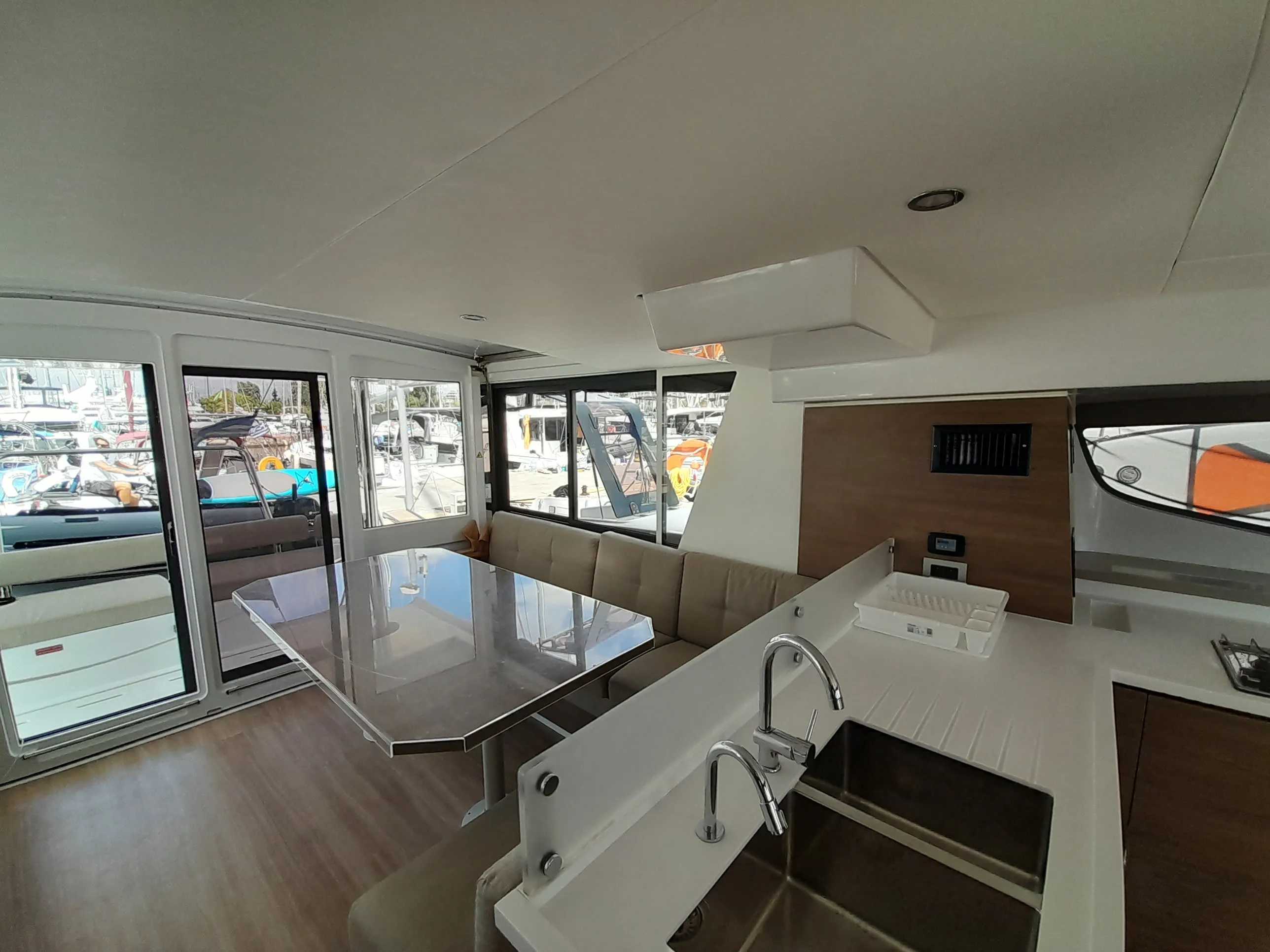 Image slide 180890
