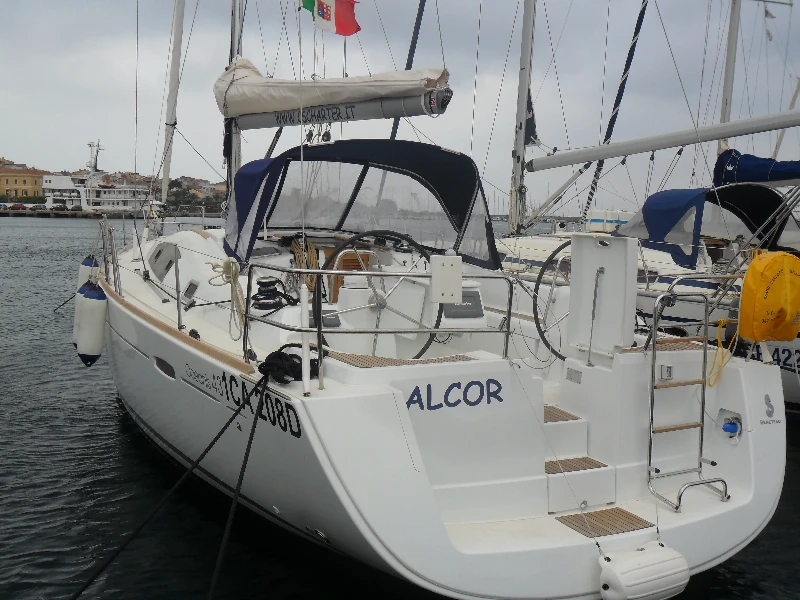 Oceanis 43 Alcor boat image