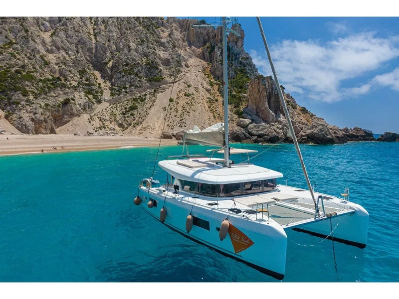 Lagoon 42 Catalina | A/C generator watermaker boat image