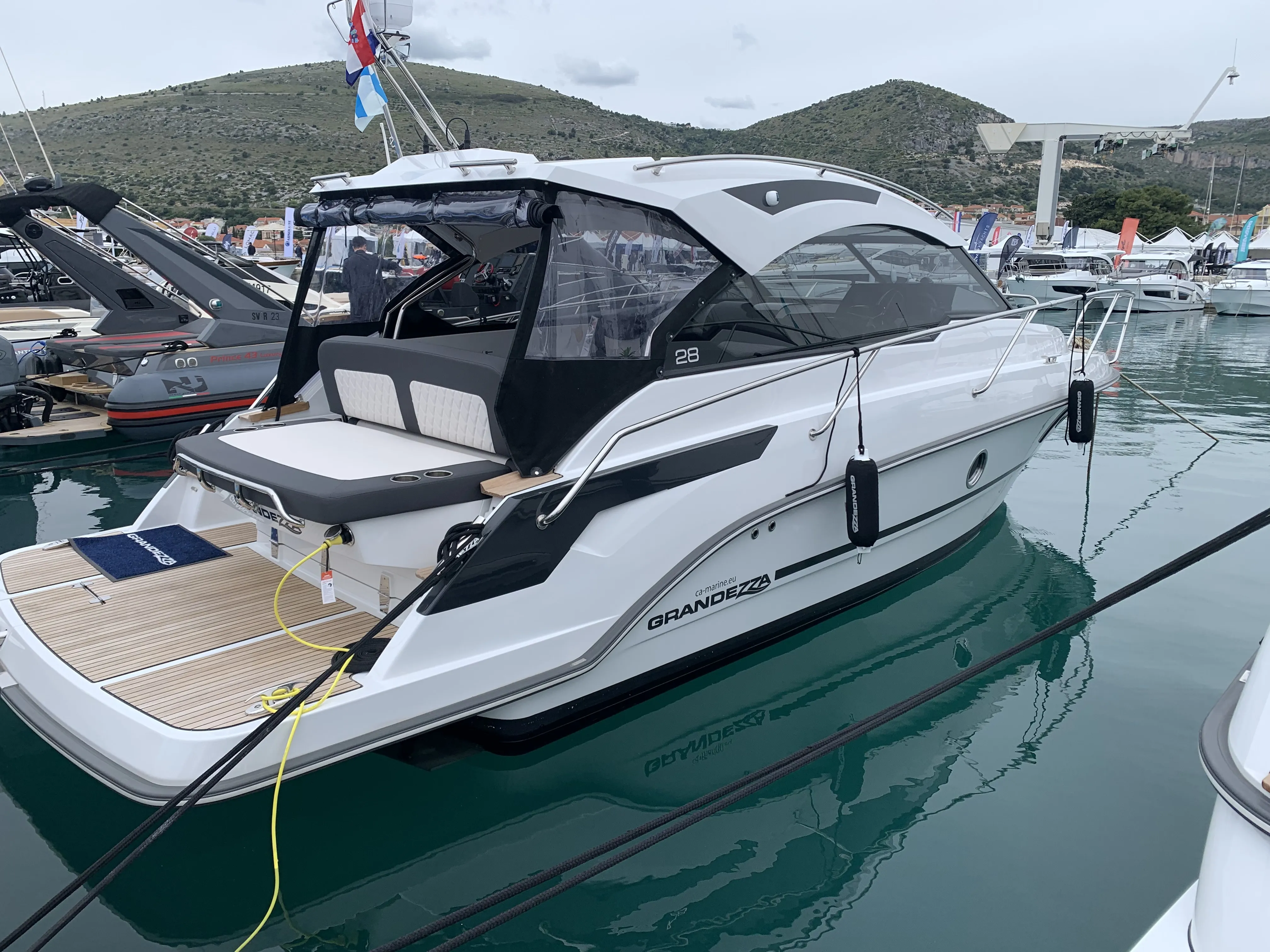 Image slide 182108