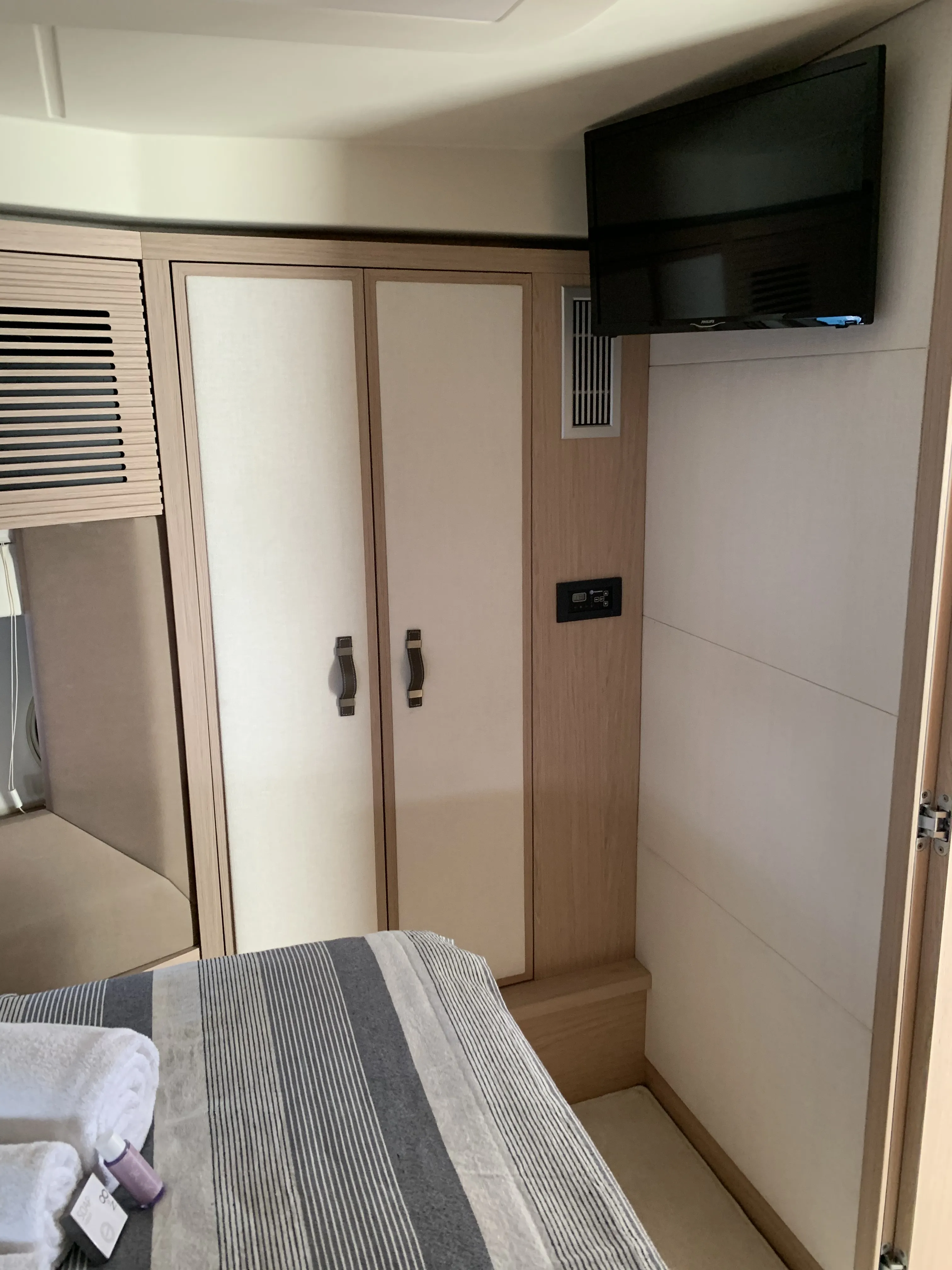 Image slide 182185