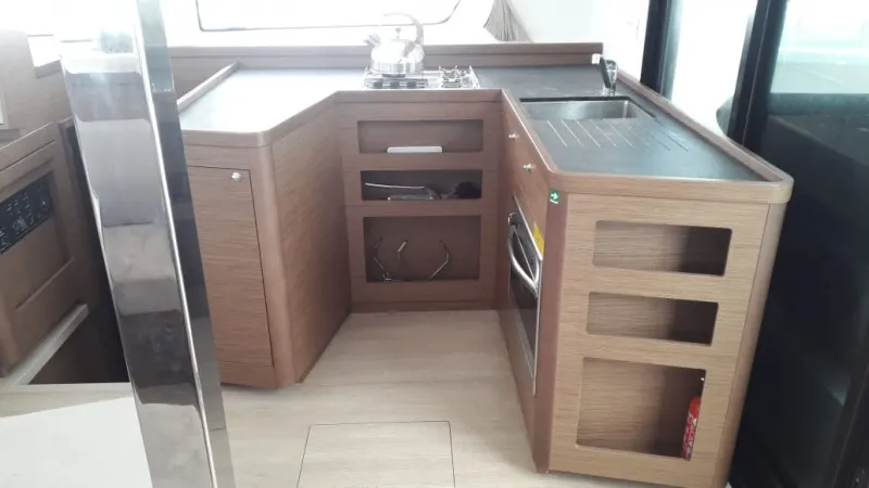 Image slide 182341