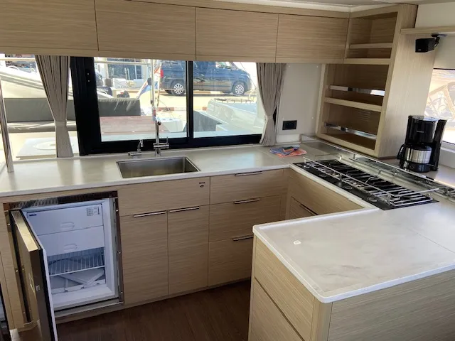 Image slide 182393