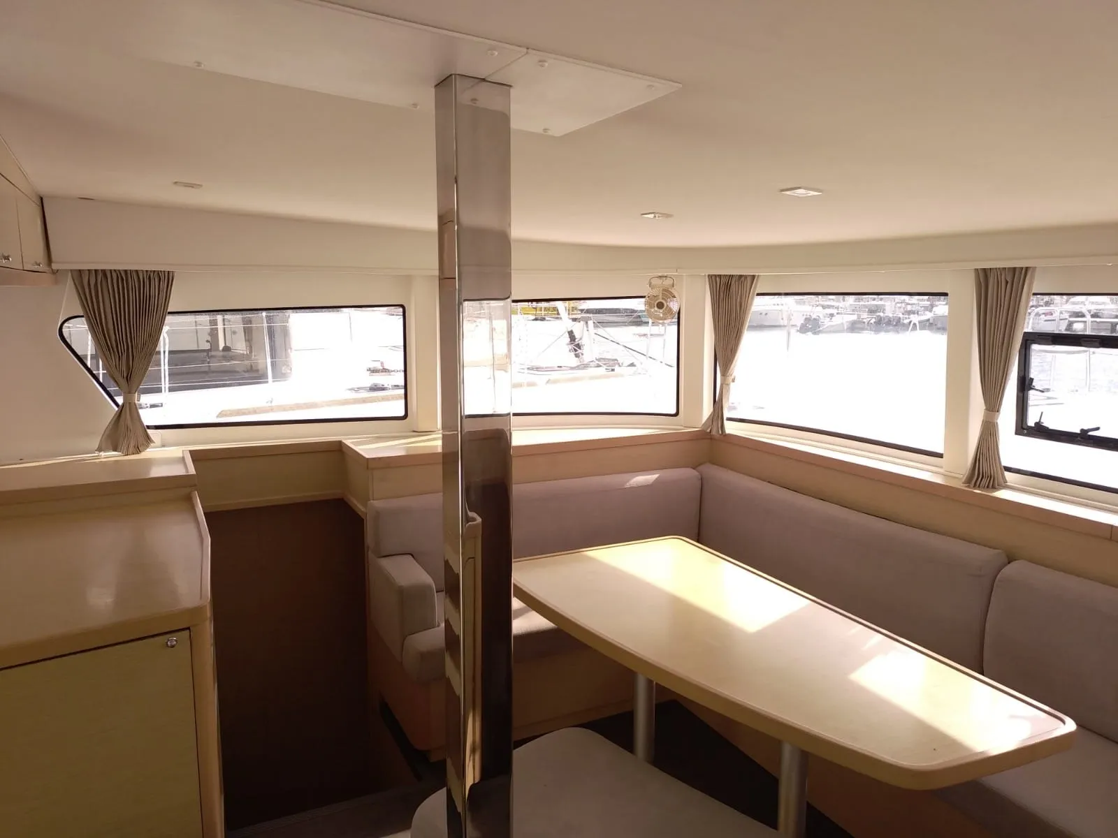 Image slide 182648