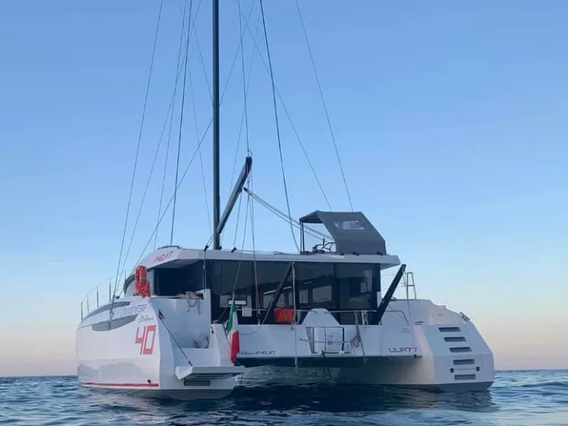 Delta F40-XT Veronchie boat image