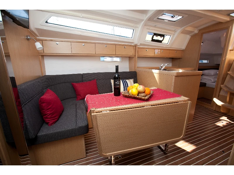Bavaria Cruiser 37 Matija boat image