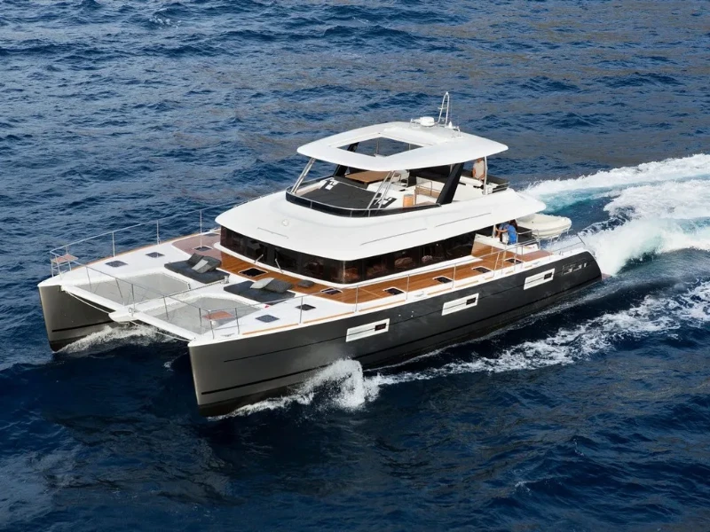 Lagoon Power 630 Pearly Gates boat image