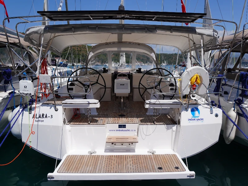 Bavaria C42 Alara-3 boat image
