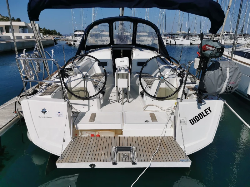 Sun Odyssey 349 Diddley boat image