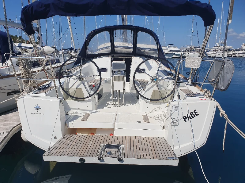 Sun Odyssey 349 Page boat image