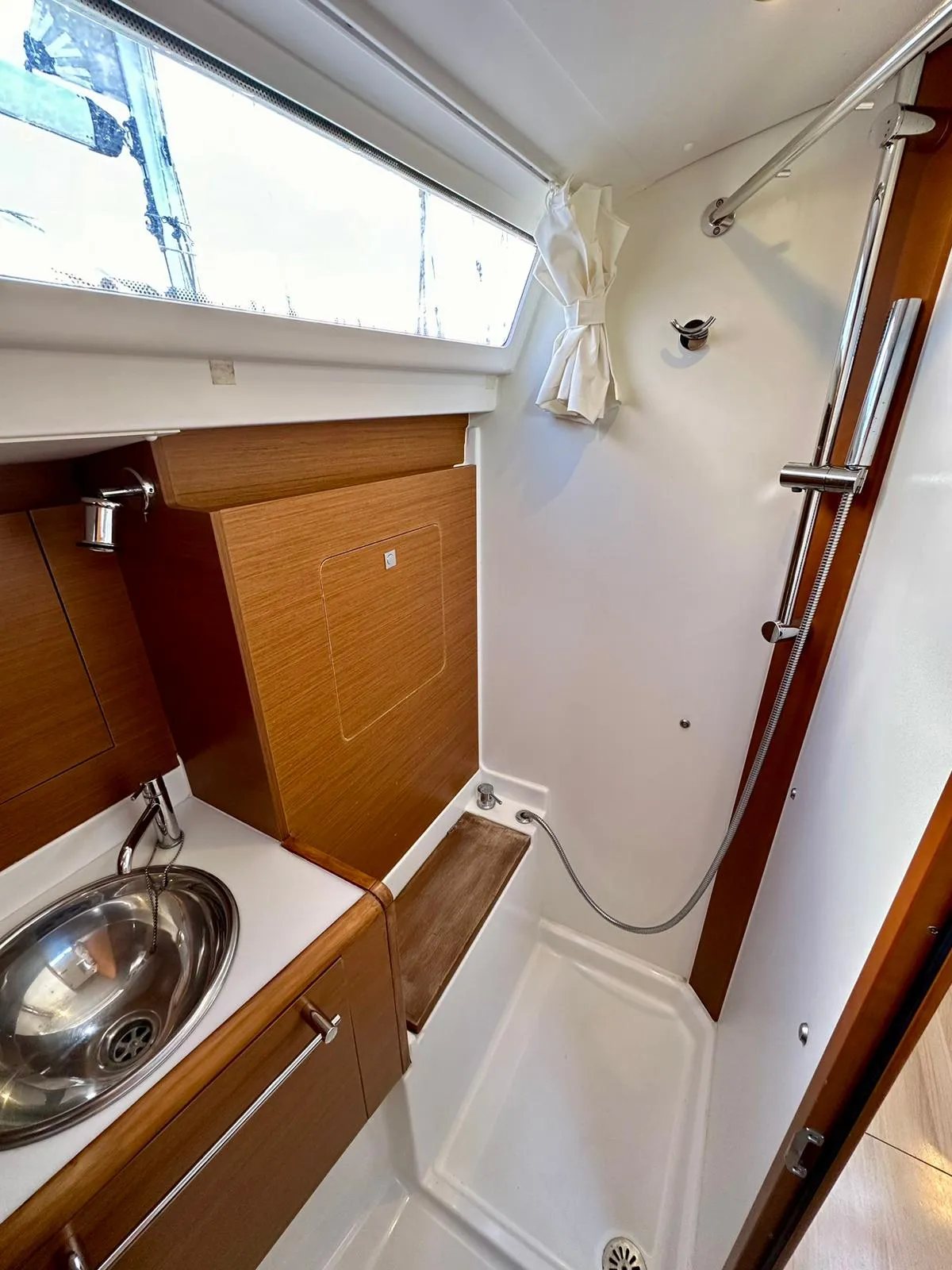 Image slide 188380