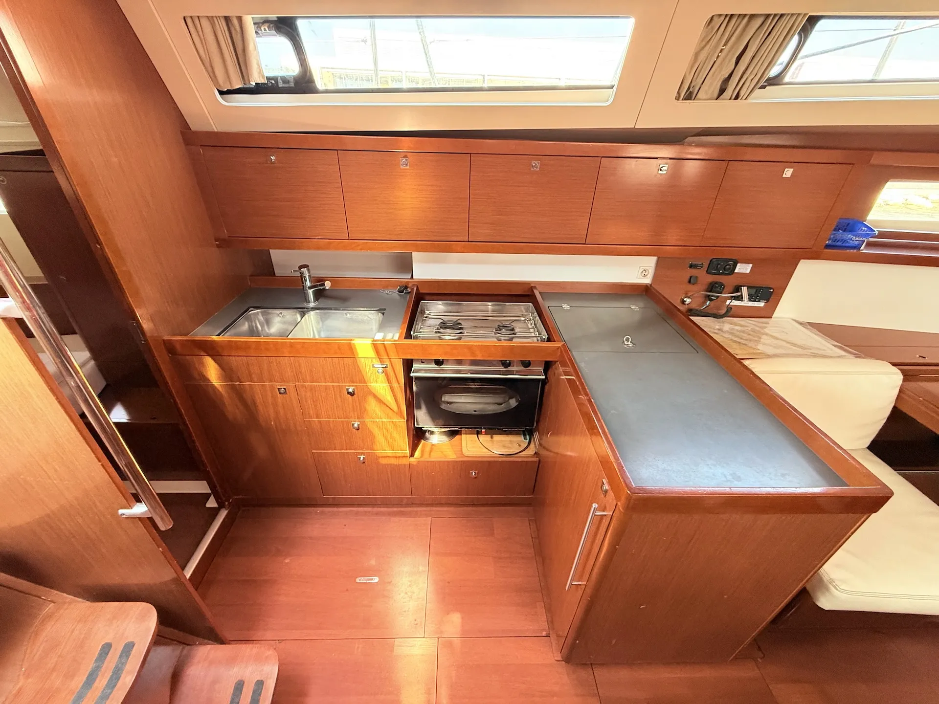 Image slide 189618