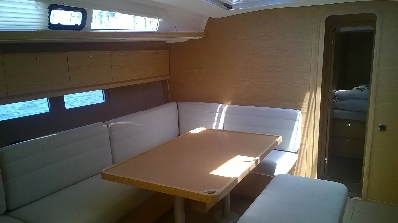 Image slide 190399