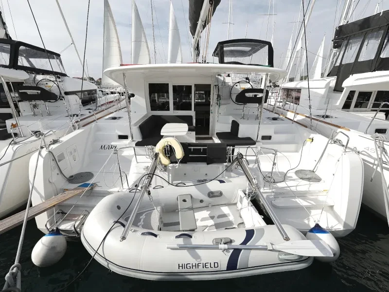 Lagoon 40 MARI boat image