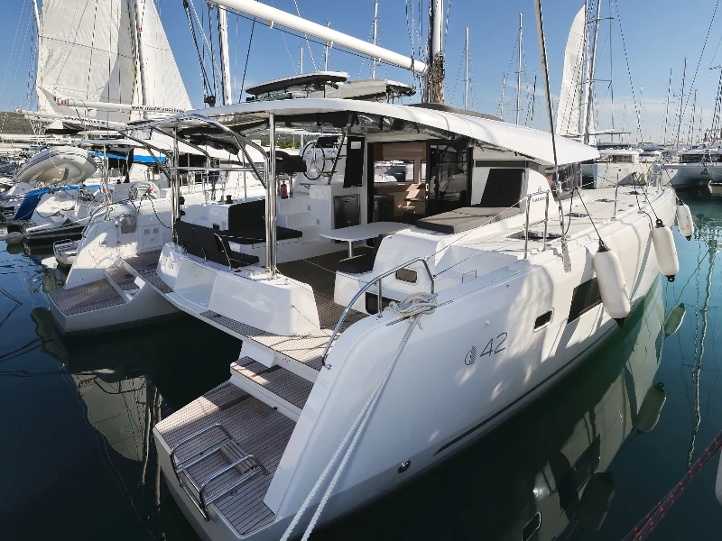 Immagine della barca Lagoon 42 DEAR JOHN