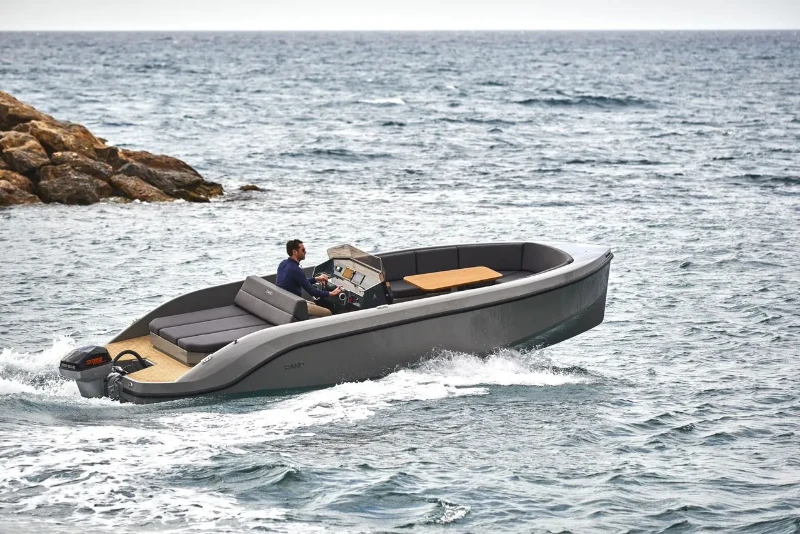 RAND Play 24 Diva boat image