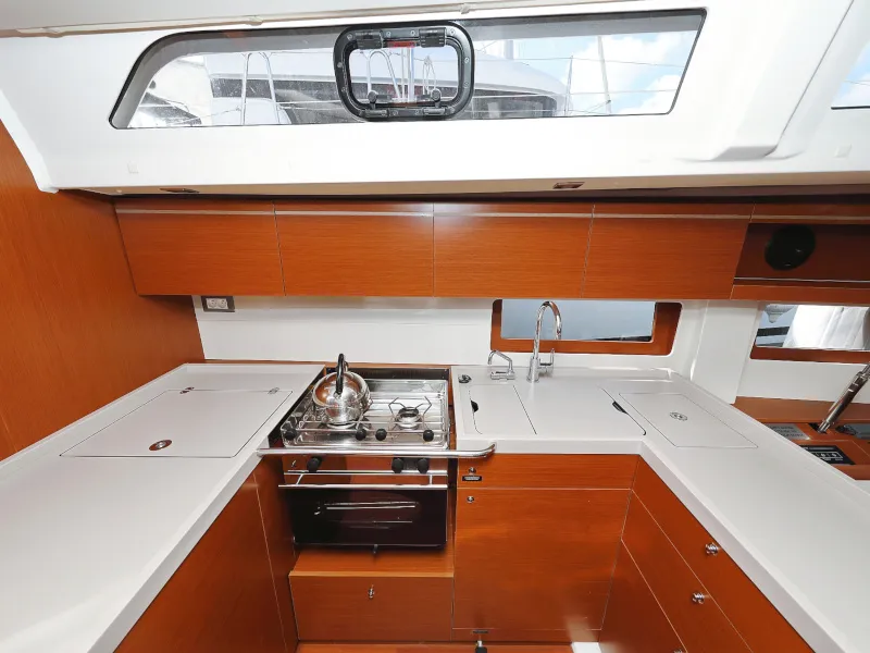 Image slide 198009