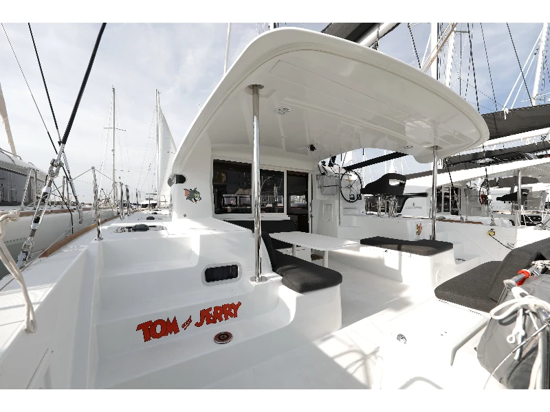 Lagoon 40 TOM & JERRY boat image