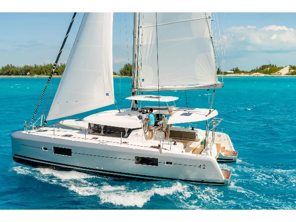 Lagoon 42 ROYAL SALUTE boat image