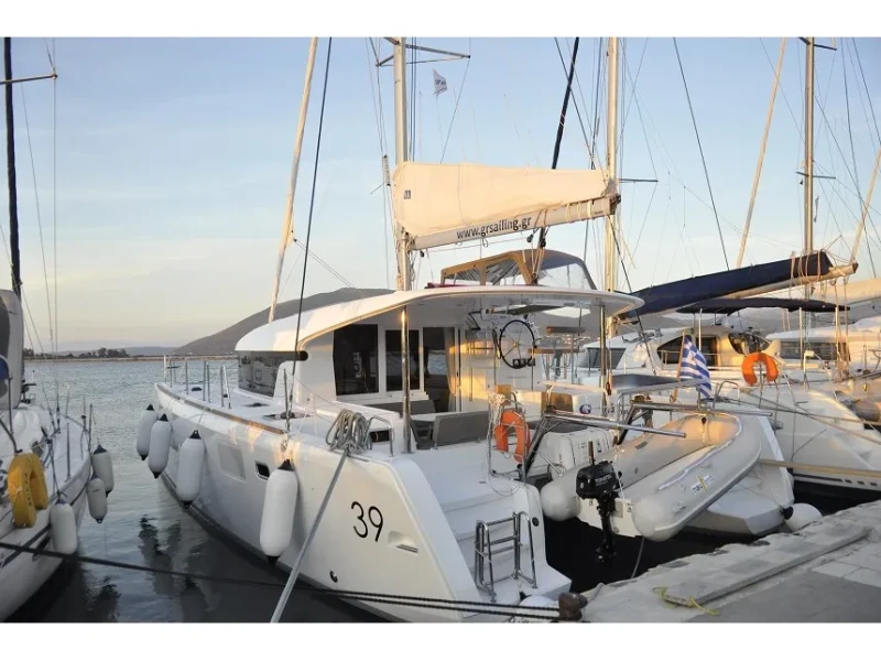 Lagoon 39 EXPLORER boat image