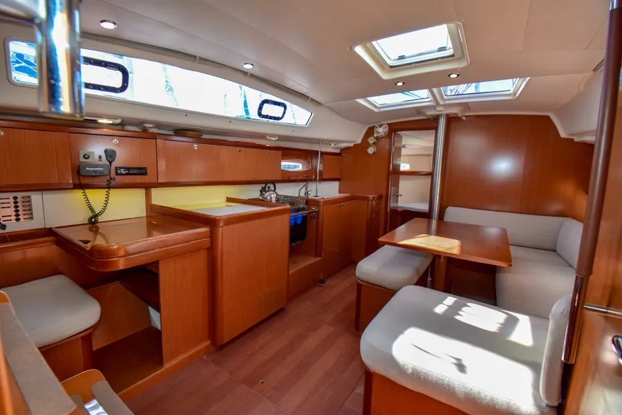 Image slide 201028