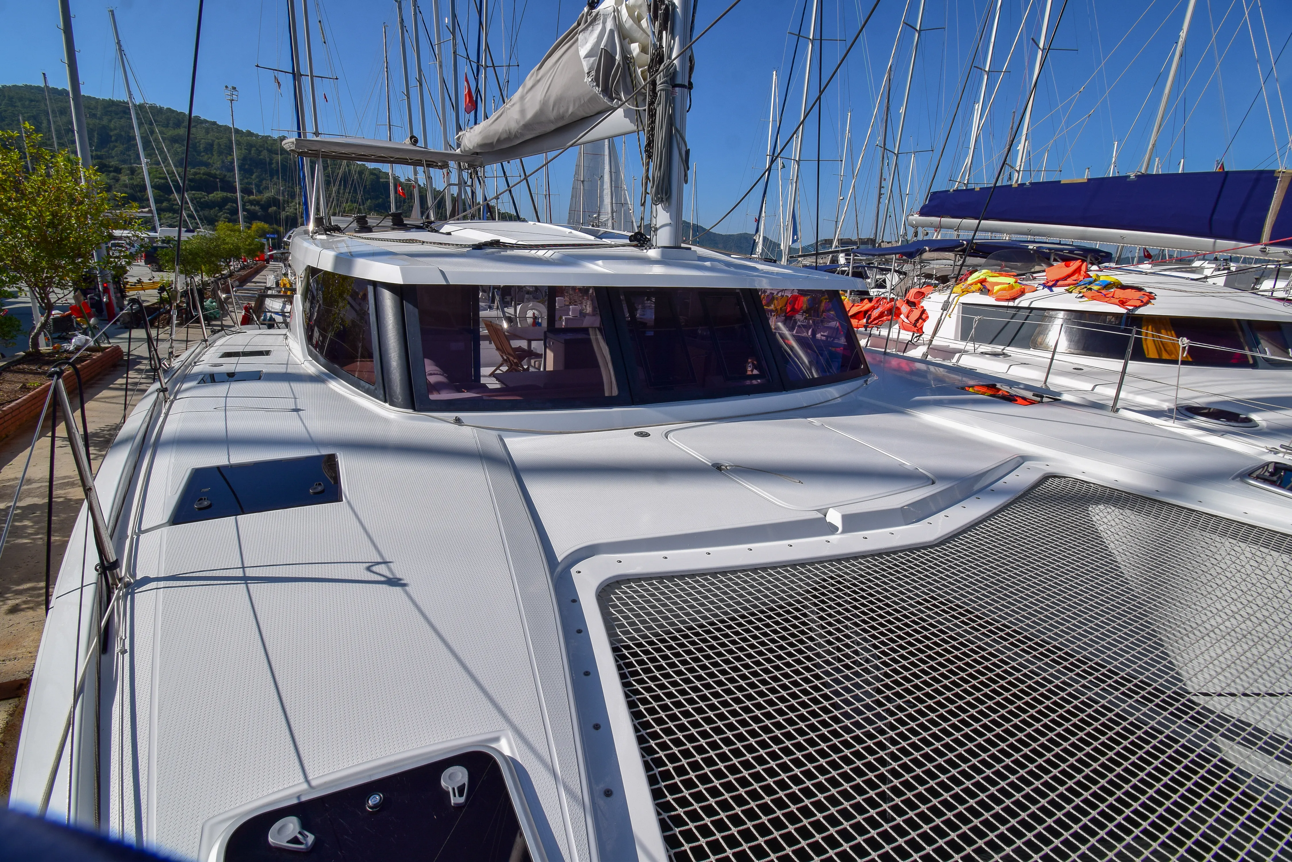 Image slide 201358