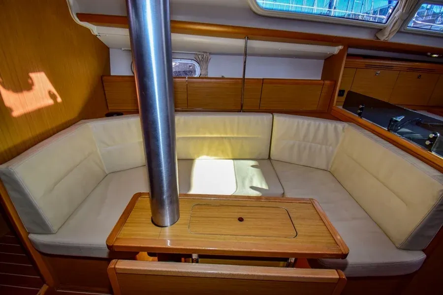 Image slide 201397