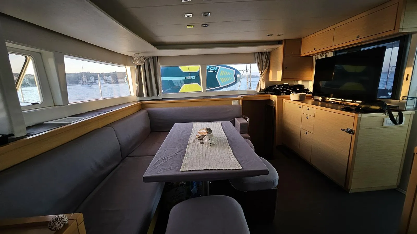 Image slide 201538