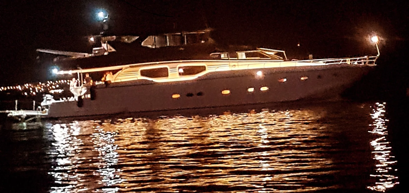 Image slide 202347