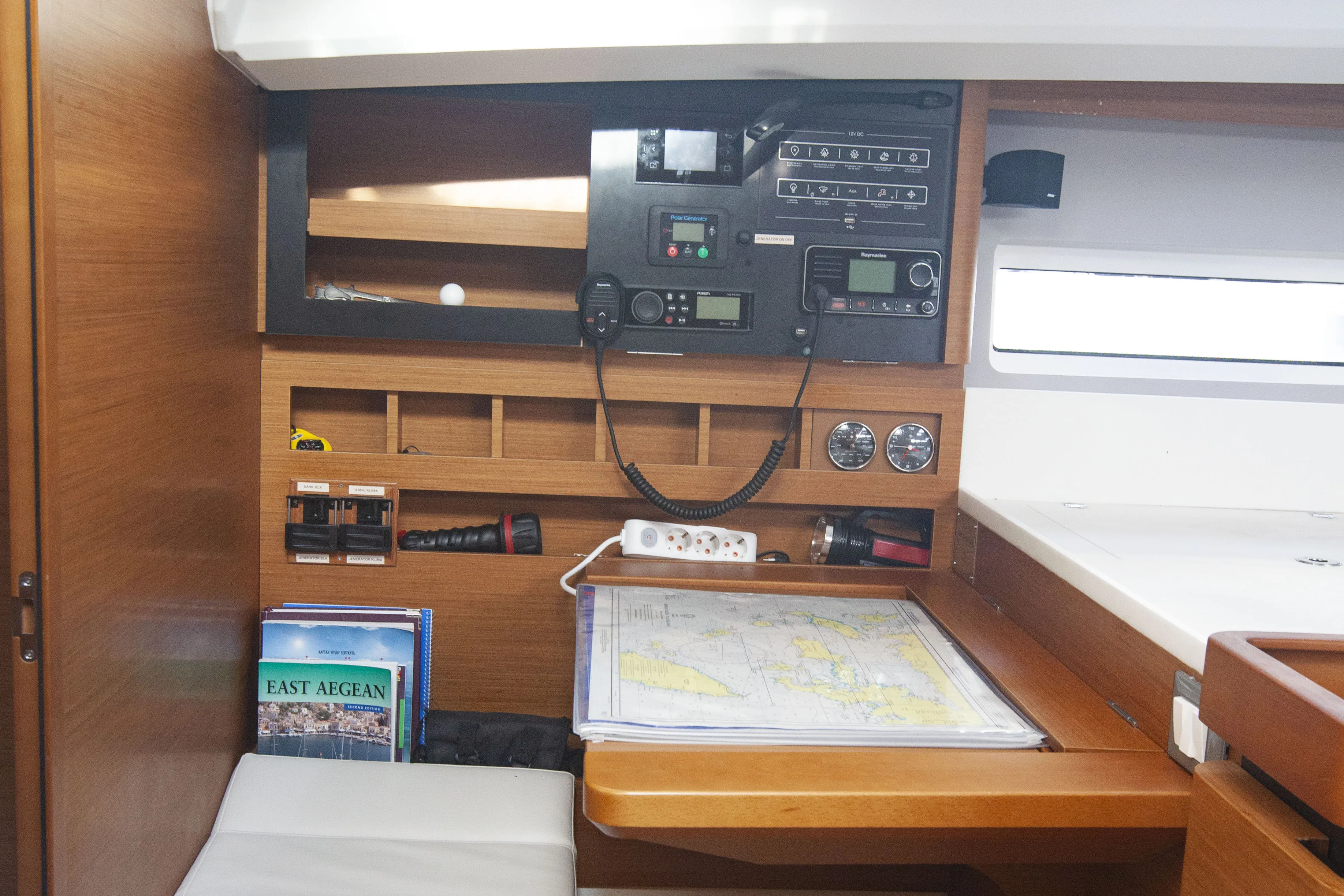 Image slide 202361