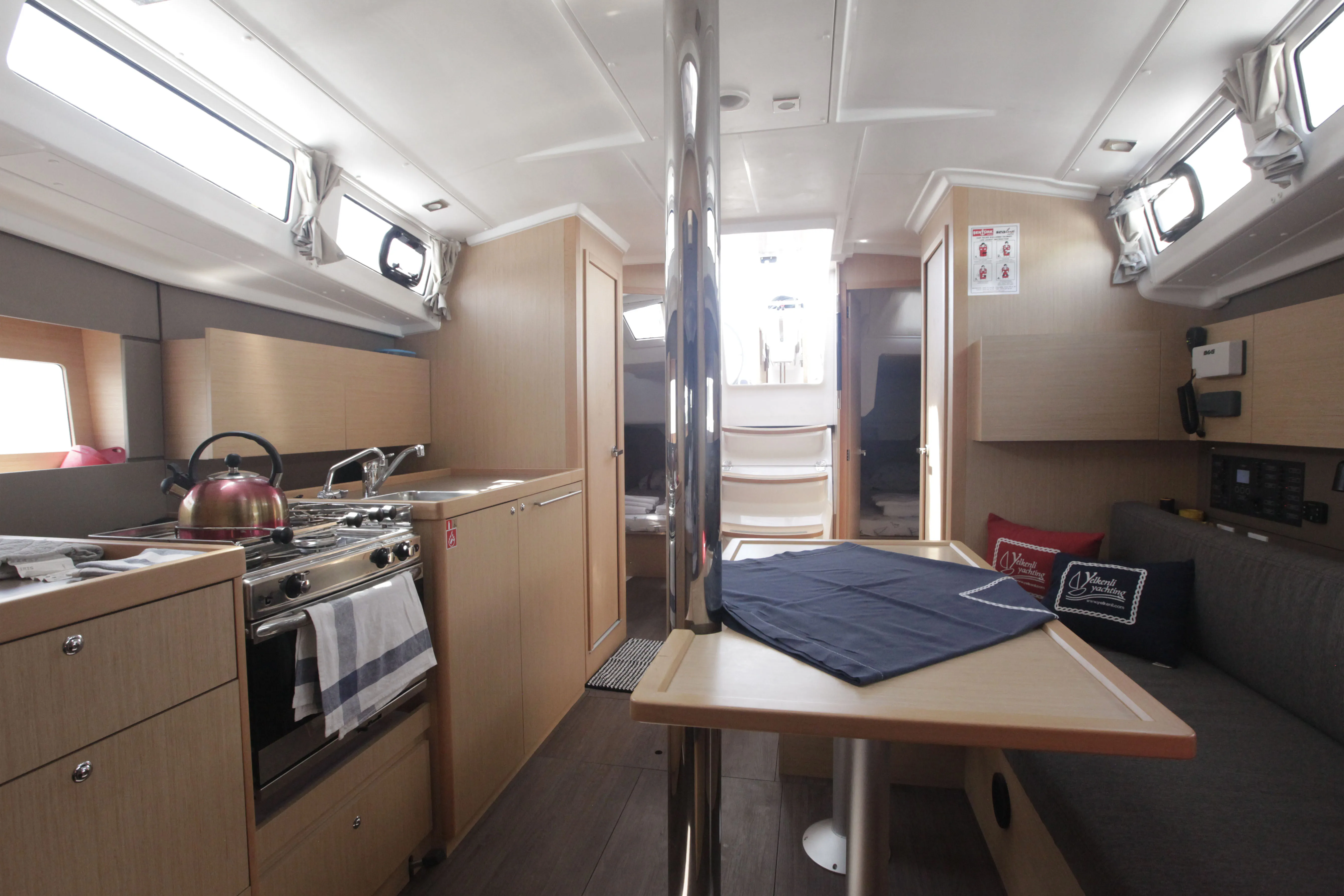 Image slide 202372