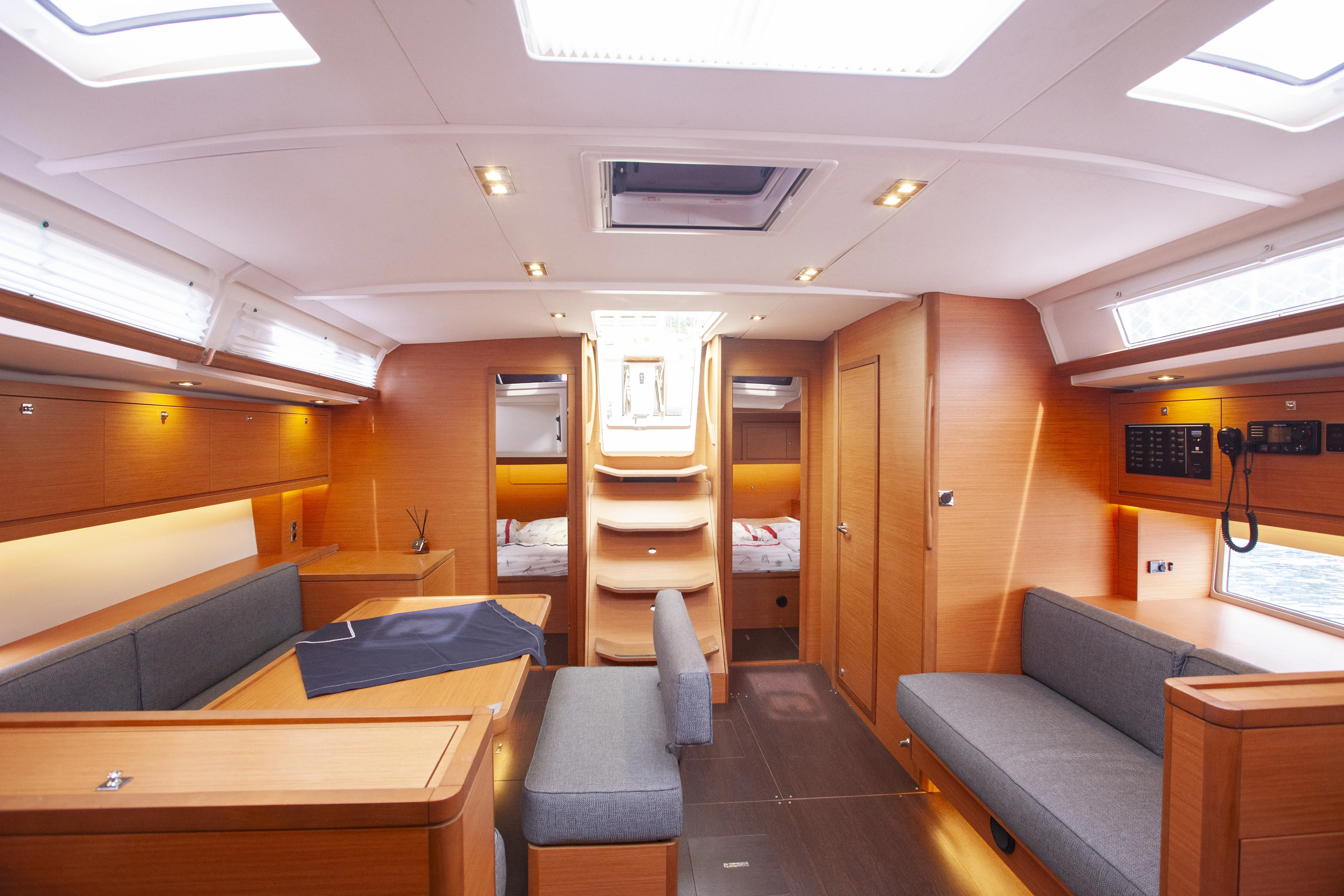 Image slide 202402