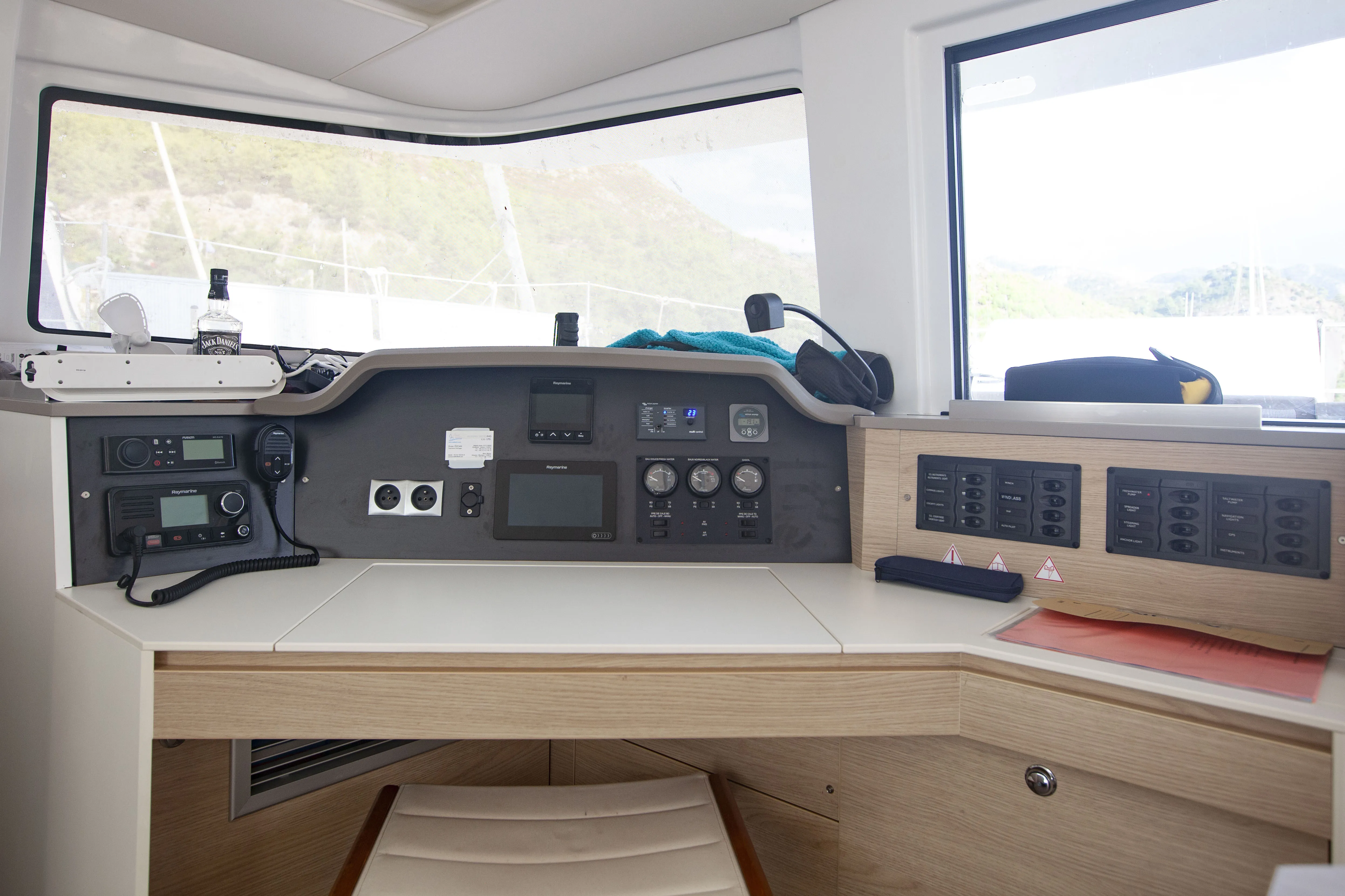 Image slide 202489