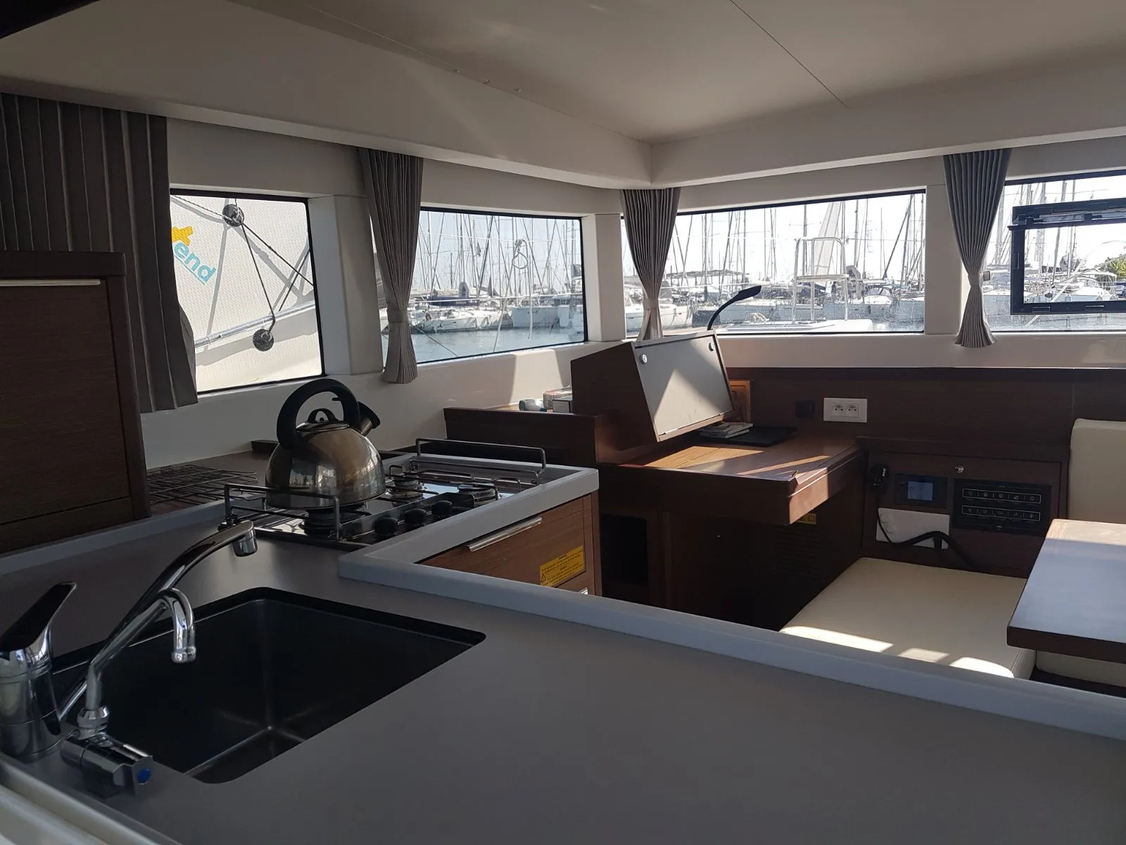 Image slide 202645