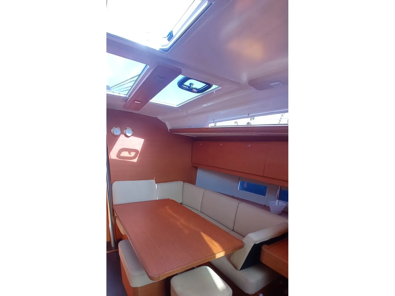 Image slide 202817