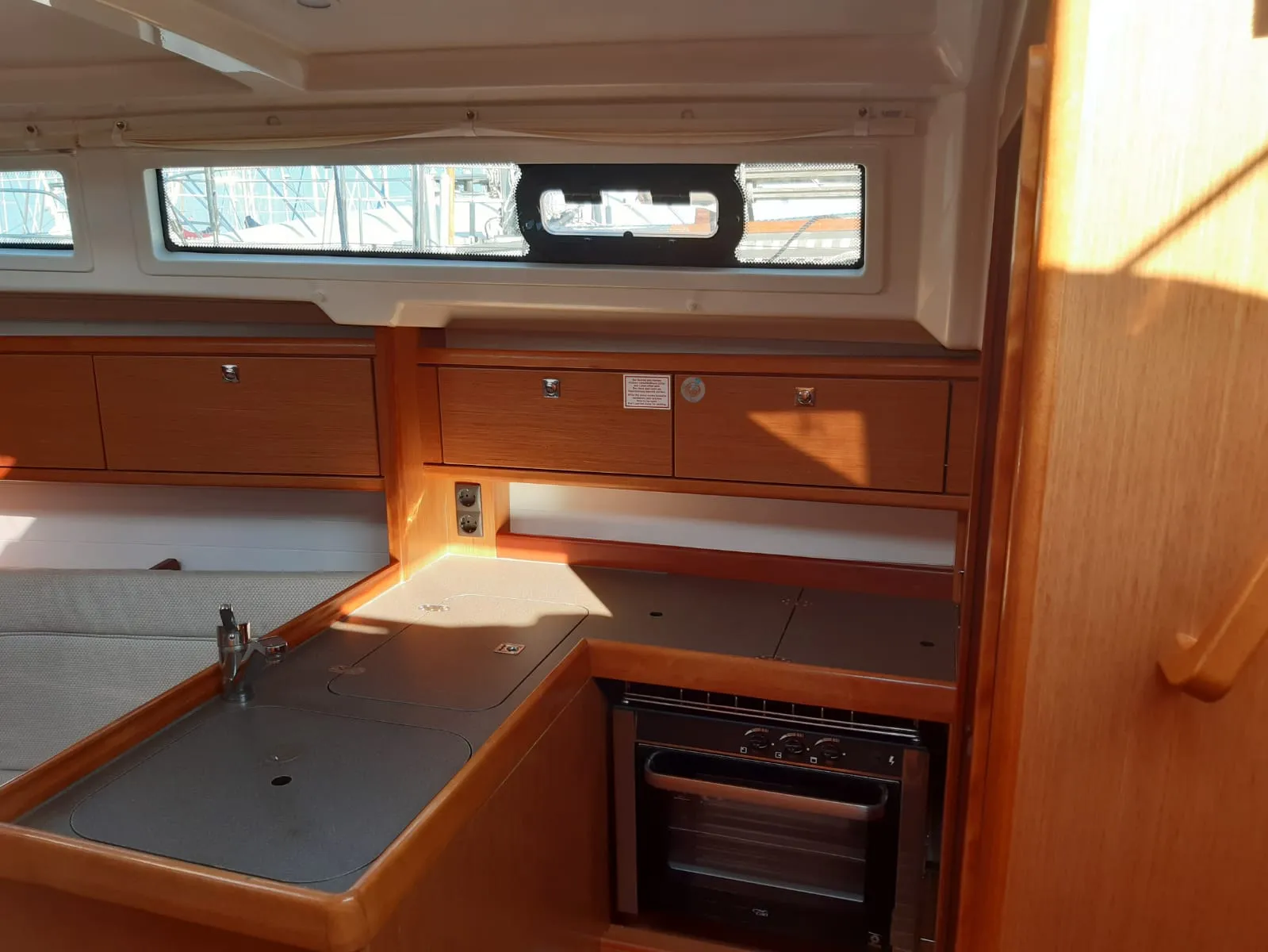 Image slide 202837