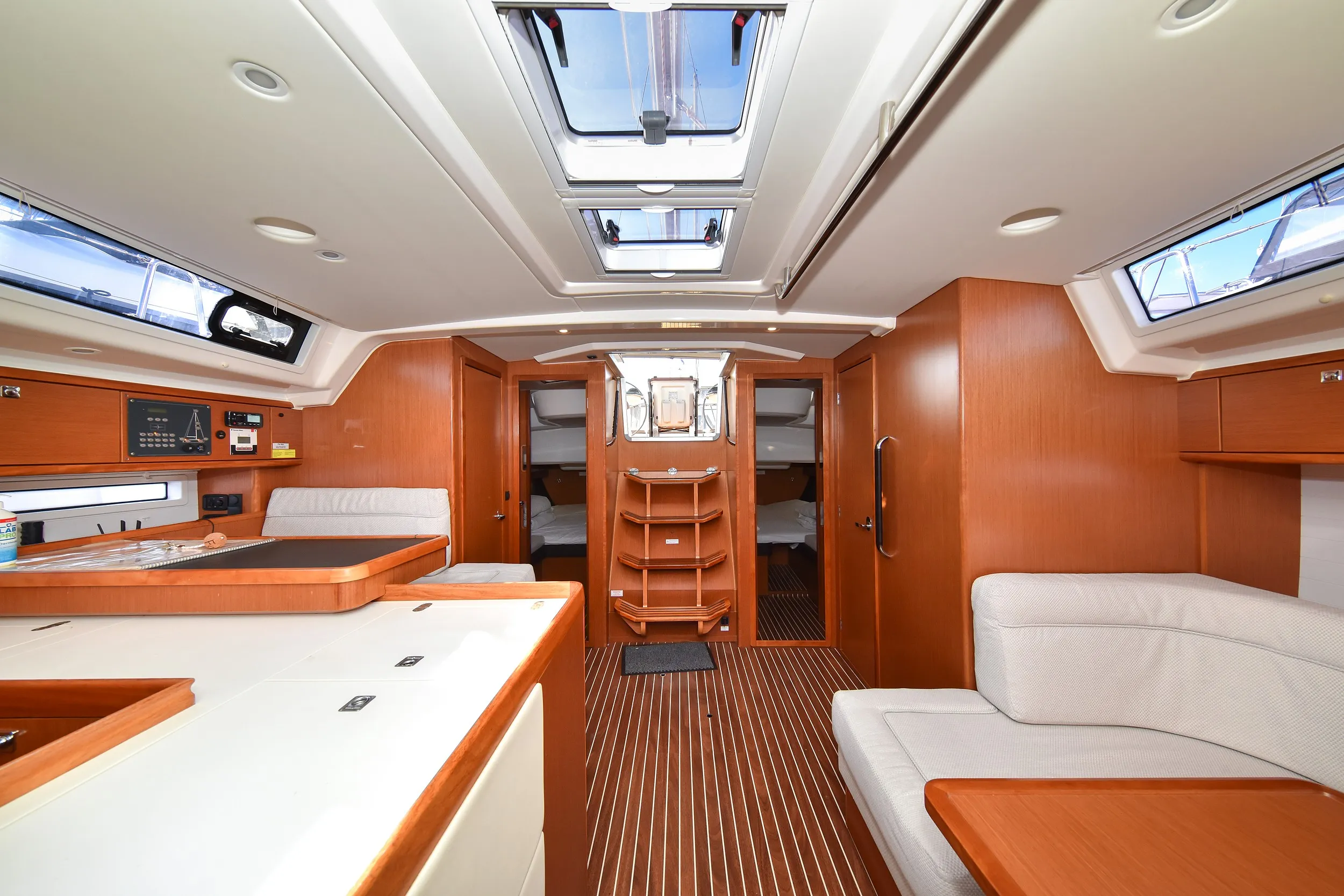 Image slide 203203