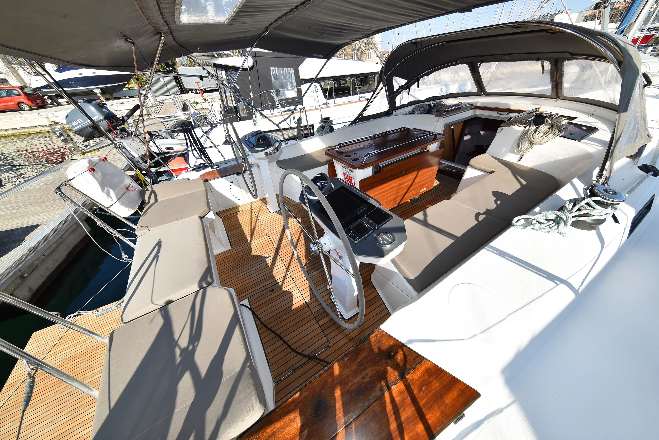 Image slide 203208